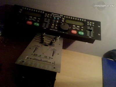 Our MEMBERS can Enlarge : DjXMatC's DJ-Booth